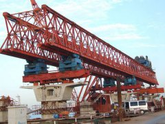 <b>河北廊坊旧桥改建工程适配钢箱梁架桥机吗</b>